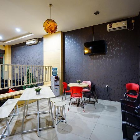 Hotel O Makassar Near Gereja Advent Tikala Baru Formerly Rid'S Hotel Manado Exterior foto